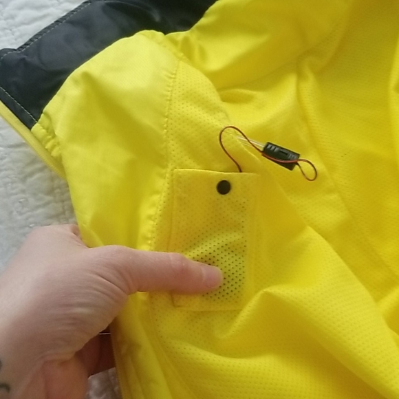 Running Jacket - Picture 6 of 8